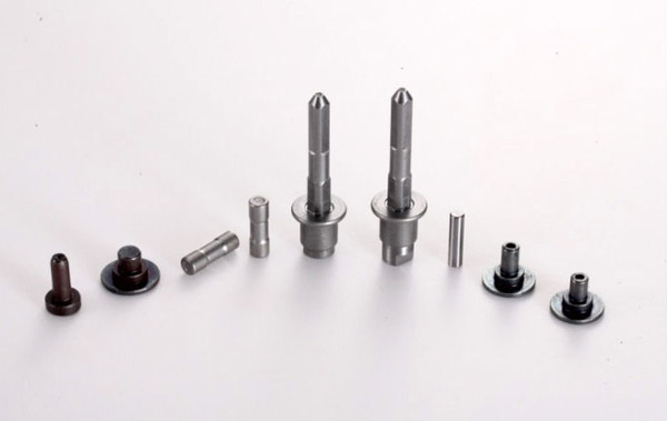 Automobile seat rivet and shaft